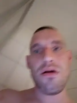 Snapshot of Bartzrl chatting on 10-25-25, 01:46 Bartzrl online show from 10-25-25, 01:46