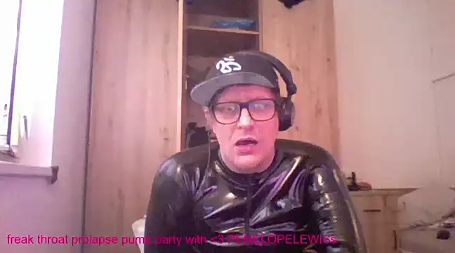 Bigthroaterboy online show from 01-24-25, 07:51