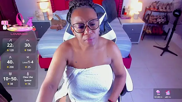 ShantalDior online show from 09-09-25, 03:06