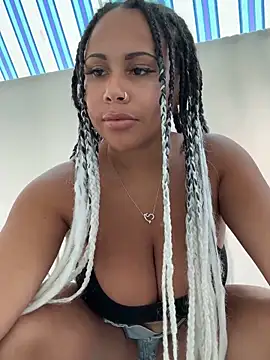 HaileyDiana online show from 09-29-25, 12:54