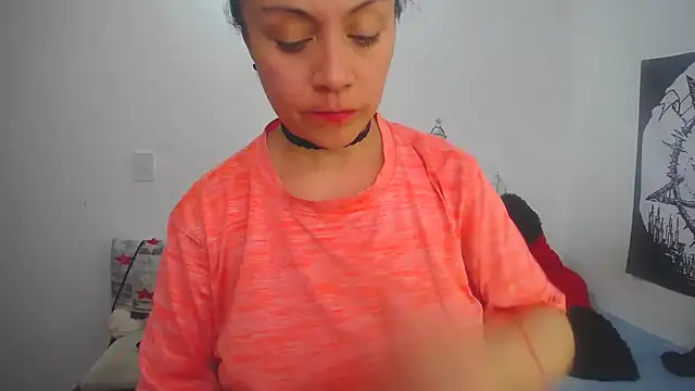 lili peach online show from 02-25-25, 07:14