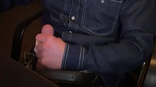 KendrickJiz online show from 04-04-26, 01:15