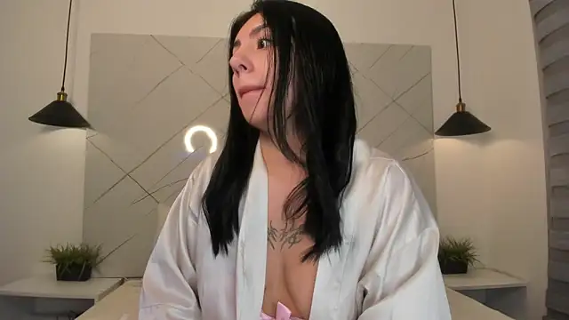 Snapshot of ANTONELLA__ROUSE_ chatting on 02-06-26, 08:40 ANTONELLA ROUSE online show from 02-06-26, 08:40