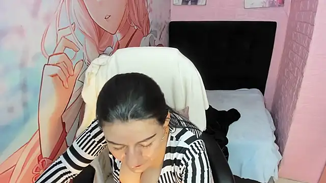 AllysonMilf69 online show from 10-04-25, 02:48