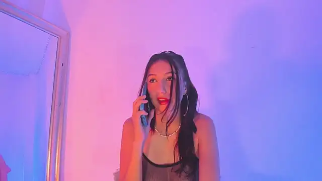 Snapshot of LyaEvanss chatting on 10-09-25, 02:48 LyaEvanss online show from 10-09-25, 02:48