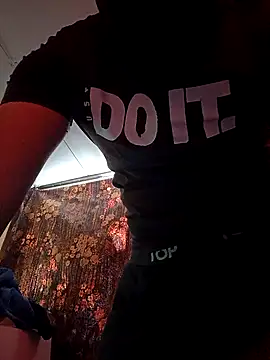 Snapshot of Jekeee99 chatting on 03-12-26, 04:46 Jekeee99 online show from 03-12-26, 04:46