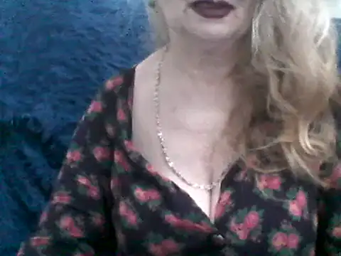CarlyTreat online show from 12-12-24, 05:15