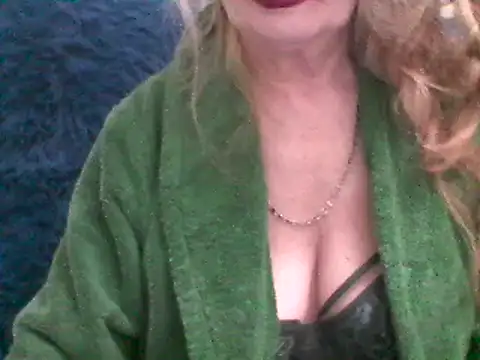 CarlyTreat online show from 02-20-25, 06:13
