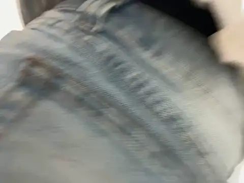 Snapshot of trash4cash chatting on 10-28-25, 03:21 trash4cash online show from 10-28-25, 03:21