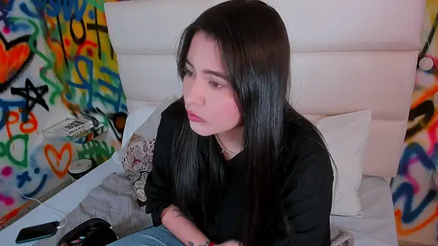 Liana Bernocchi online show from 11-27-25, 08:33