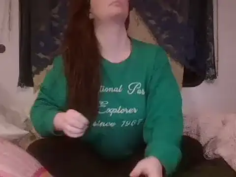 Snapshot of emerieskye20 chatting on 01-25-25, 04:23 emerieskye20 online show from 01-25-25, 04:23