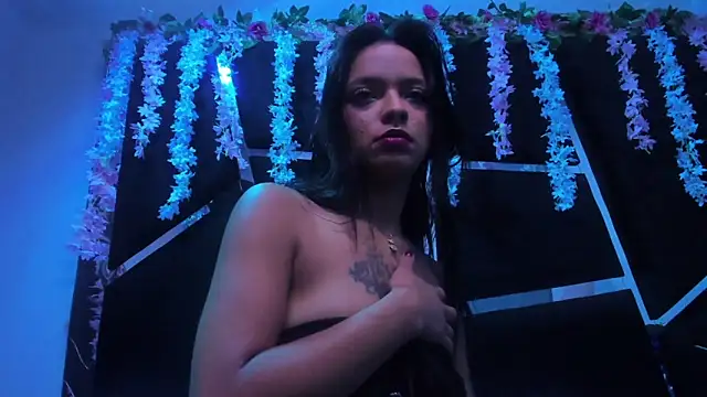 MaddyHudson online show from 10-10-25, 05:56