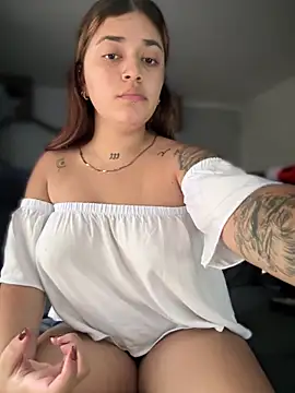 JoselinFlower  online show from 03-02-25, 08:40