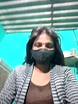 Snapshot of Baby__Shreya chatting on 12-23-24, 11:17 Baby  Shreya online show from 12-23-24, 11:17