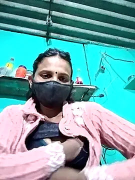 Snapshot of Baby__Shreya chatting on 01-10-25, 11:08 Baby  Shreya online show from 01-10-25, 11:08