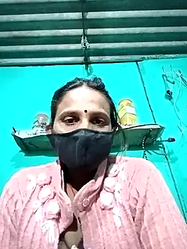 Snapshot of Baby__Shreya chatting on 01-11-25, 07:16 Baby  Shreya online show from 01-11-25, 07:16