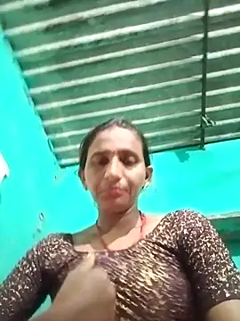 Snapshot of Baby__Shreya chatting on 10-01-25, 10:05 Baby  Shreya online show from 10-01-25, 10:05