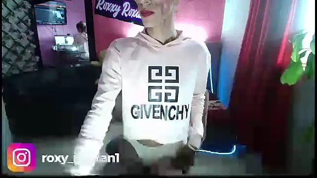 roxy roxxan online show from 01-04-25, 10:02