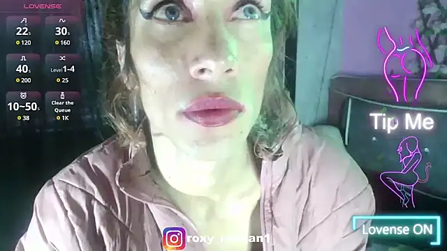 roxy roxxan online show from 03-17-25, 09:23