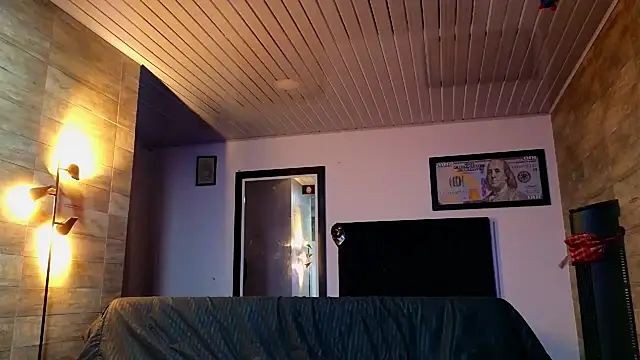 AsmodeoCox online show from 10-31-25, 08:26