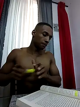 Snapshot of Malkongarcia chatting on 02-19-26, 02:57 Malkongarcia online show from 02-19-26, 02:57