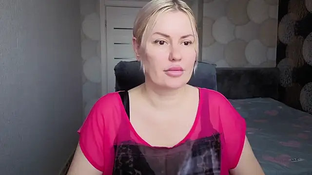 Snapshot of natusik chatting on 06-13-26, 02:31 natusik online show from 06-13-26, 02:31