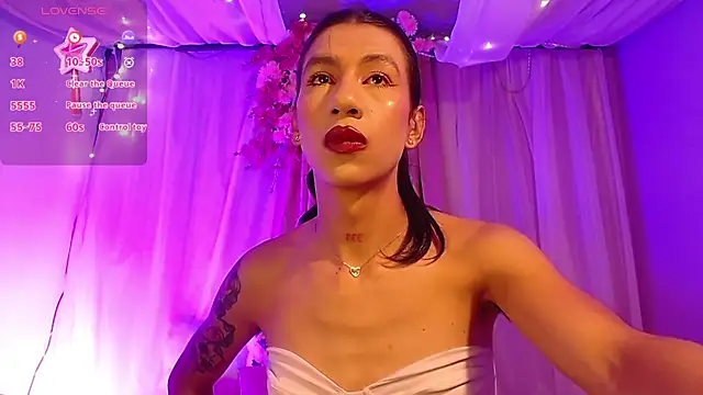 sofiaa grey  online show from 03-07-25, 01:07