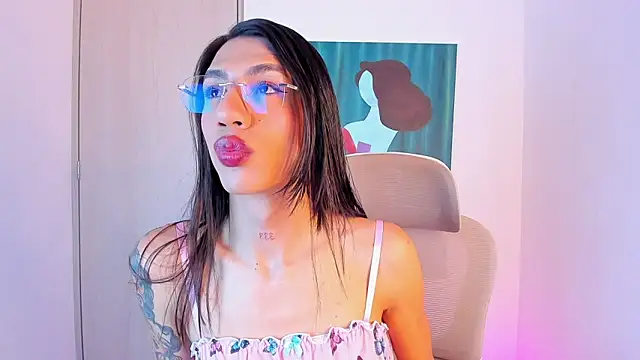 sofiaa grey  online show from 03-24-26, 03:28