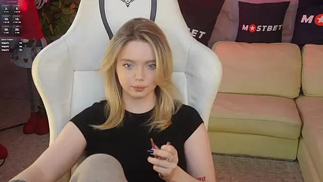 Cassy-Celestial  online show from 12-22-24, 03:11