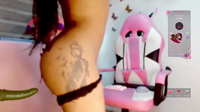 Snapshot of amaranta1411- chatting on 11-16-25, 04:01 amaranta1411- online show from 11-16-25, 04:01