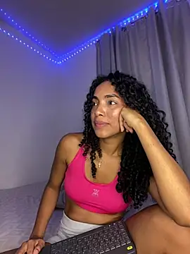 Snapshot of nicoleebony1 chatting on 01-13-25, 11:27 nicoleebony1 online show from 01-13-25, 11:27