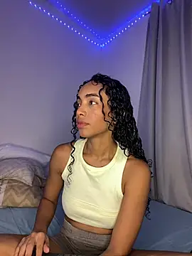 Snapshot of nicoleebony1 chatting on 02-28-25, 09:33 nicoleebony1 online show from 02-28-25, 09:33