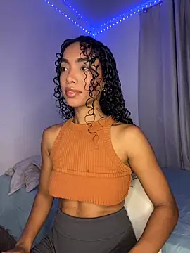 Snapshot of nicoleebony1 chatting on 09-19-25, 04:51 nicoleebony1 online show from 09-19-25, 04:51