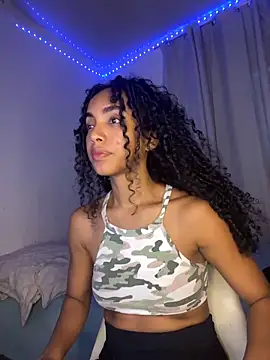 Snapshot of nicoleebony1 chatting on 10-15-25, 07:36 nicoleebony1 online show from 10-15-25, 07:36