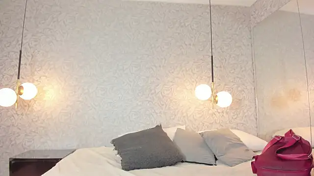 leigh-angels online show from 04-08-26, 09:37