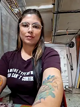 Snapshot of Juliietha_servas chatting on 01-16-25, 03:02 Juliietha servas online show from 01-16-25, 03:02