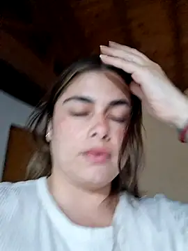 Snapshot of Juliietha_servas chatting on 10-02-25, 01:12 Juliietha servas online show from 10-02-25, 01:12