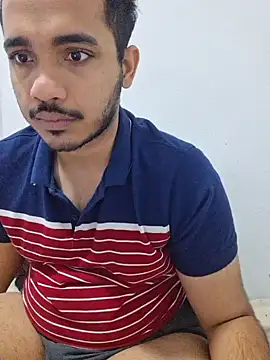 Snapshot of alesssterling chatting on 03-20-26, 07:46 alesssterling online show from 03-20-26, 07:46