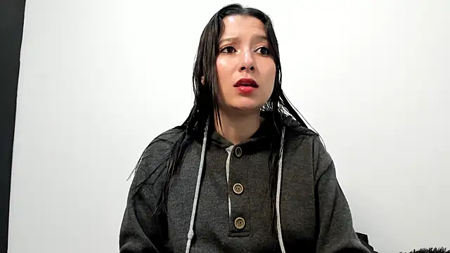 Snapshot of cami-01 chatting on 11-10-25, 09:58 cami-01 online show from 11-10-25, 09:58