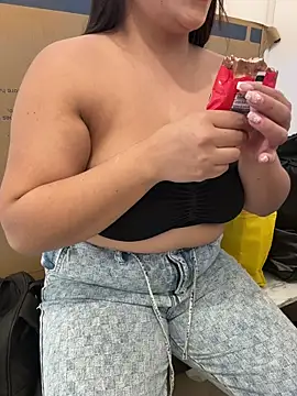 Sol biglips online show from 02-12-26, 04:35