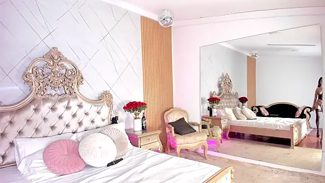 JulissaWilson online show from 12-13-25, 10:15