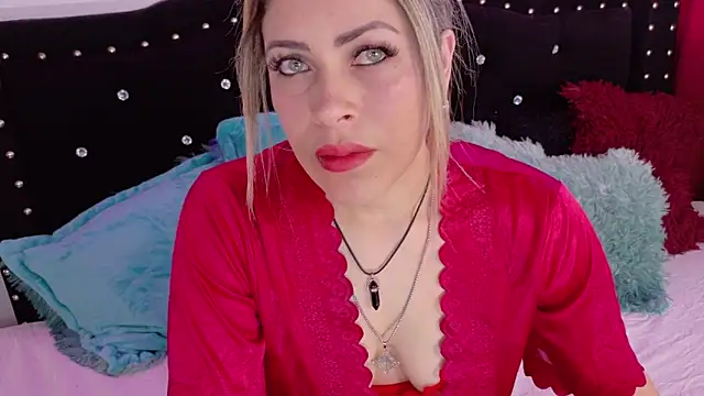 Natalia Montoya online show from 09-13-25, 09:36