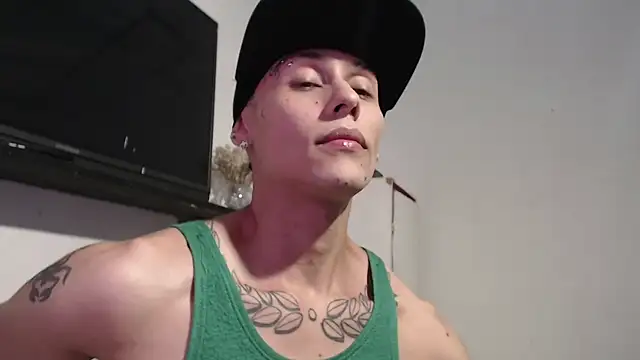 bix couples online show from 11-04-25, 02:54