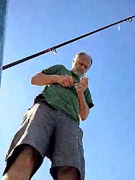 FloppyPickle4u online show from 10-27-25, 07:51