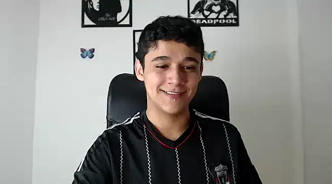 kaiine190 online show from 01-22-25, 03:07