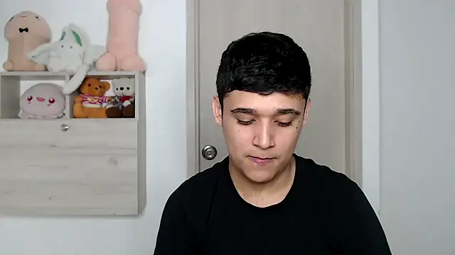 kaiine190 online show from 11-26-25, 07:15