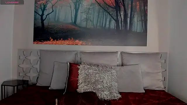 LunaRuso online show from 02-14-25, 11:09