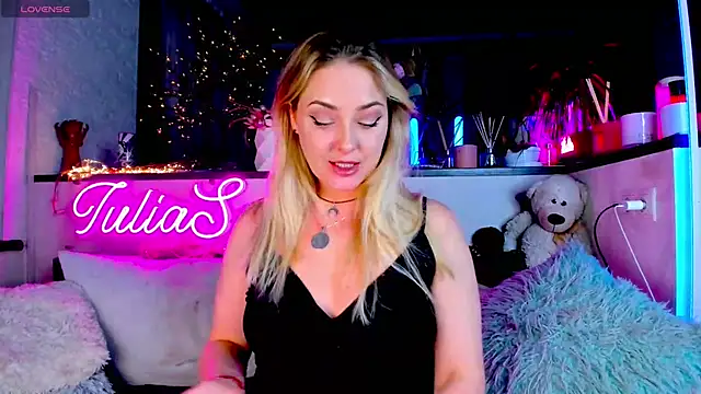  JuliaSpace  online show from 01-30-25, 07:48