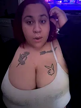 Juicyjordie online show from 10-22-25, 01:50