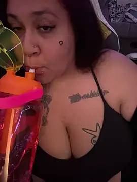 Juicyjordie online show from 05-30-26, 07:16